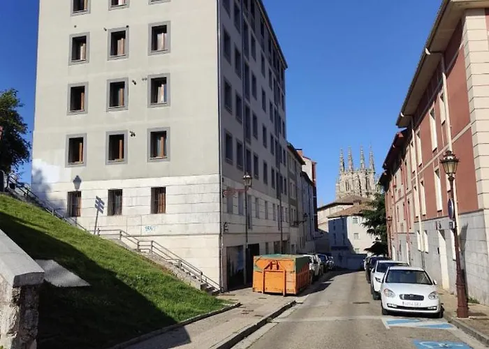 Atuairehome Cabestreros A Un Paso De La Catedral Y El Castillo